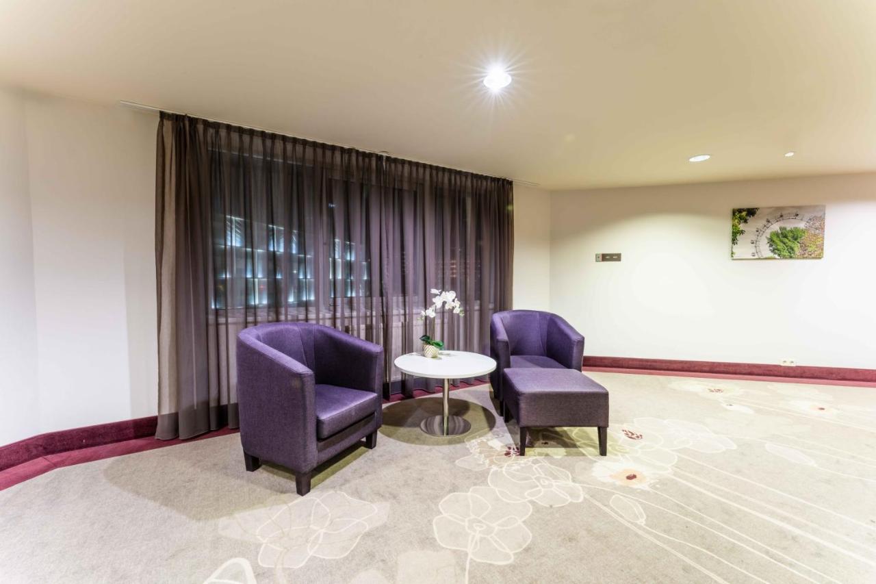 Plaza Premium Wien Bagian luar foto