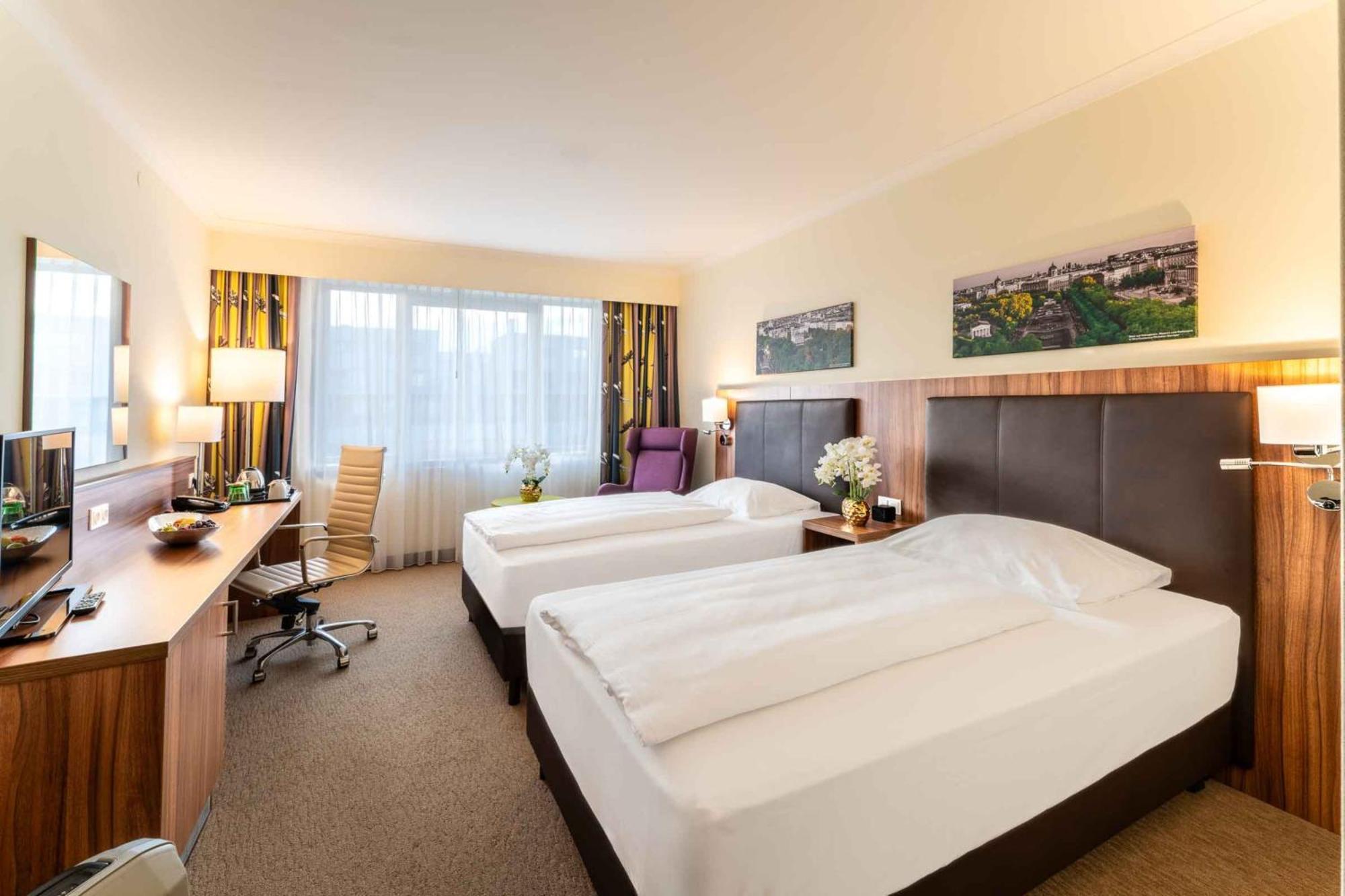 Plaza Premium Wien Bagian luar foto